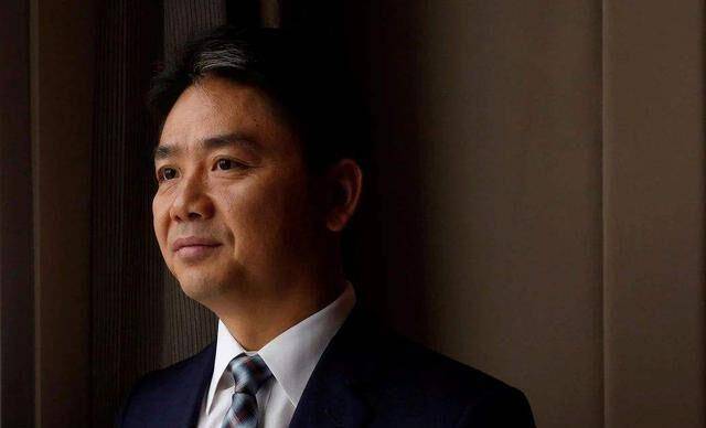 刘强东：商业智慧的引领者