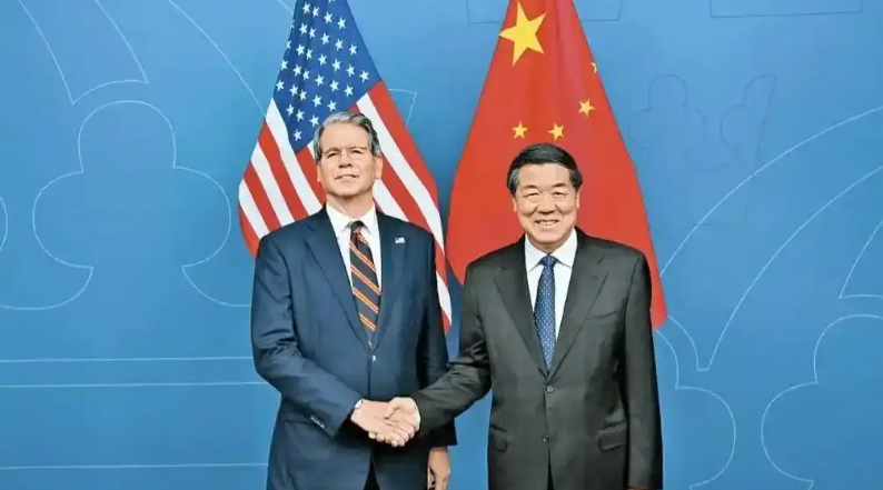 国务院副总理何立峰：希望美方与中方相向而